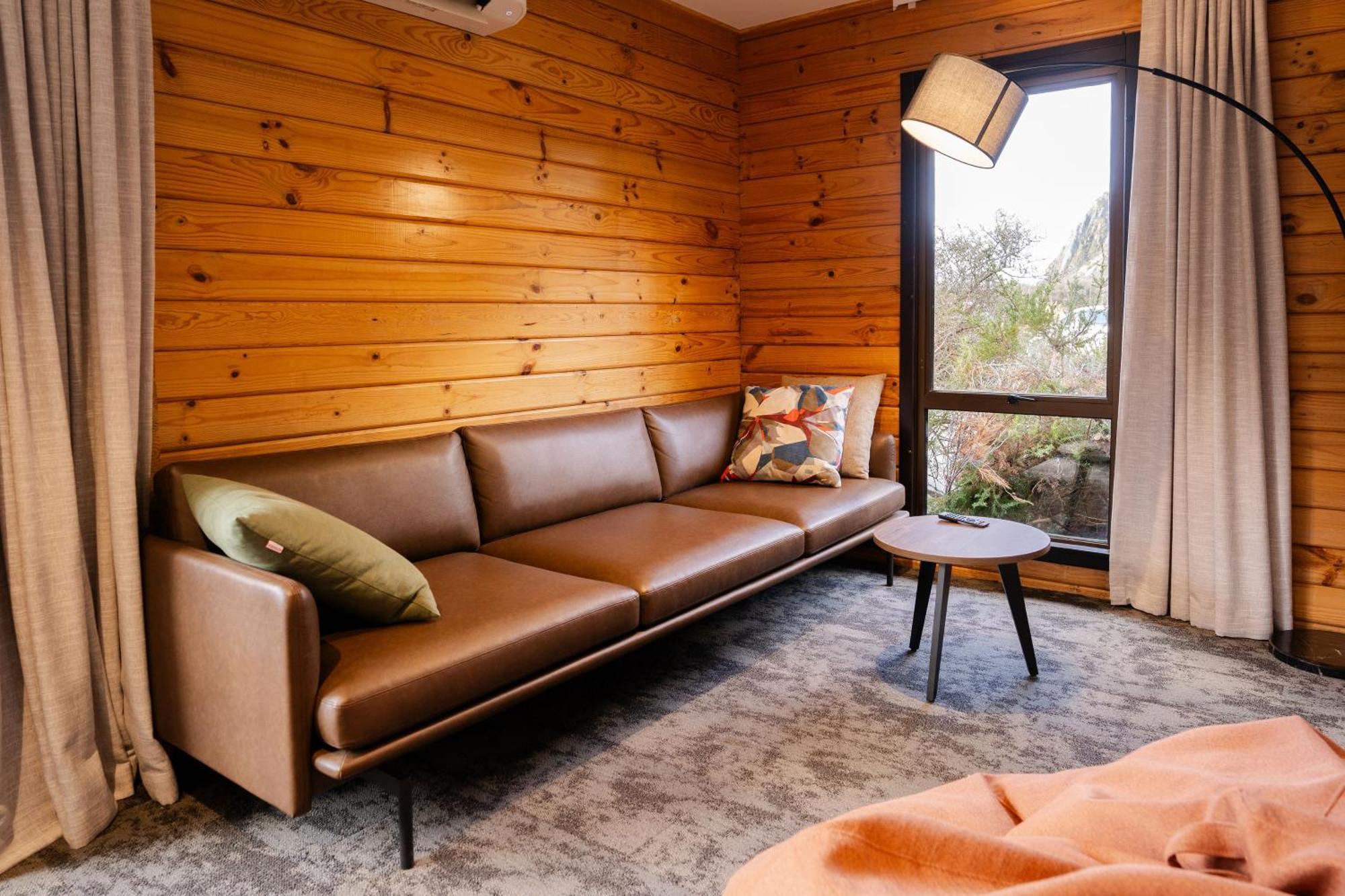 Хостел Haka House Aoraki Mt Cook Aoraki / Mount Cook Экстерьер фото