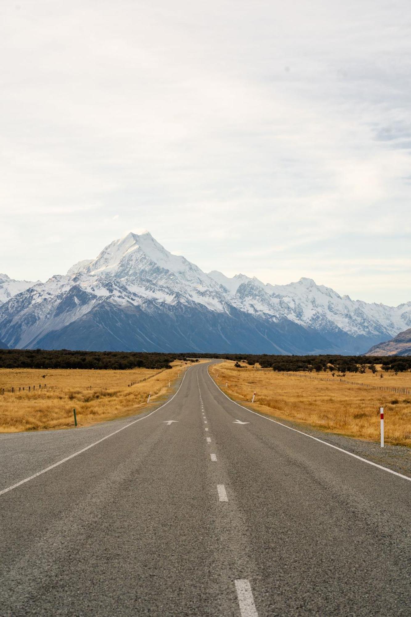 Хостел Haka House Aoraki Mt Cook Aoraki / Mount Cook Экстерьер фото