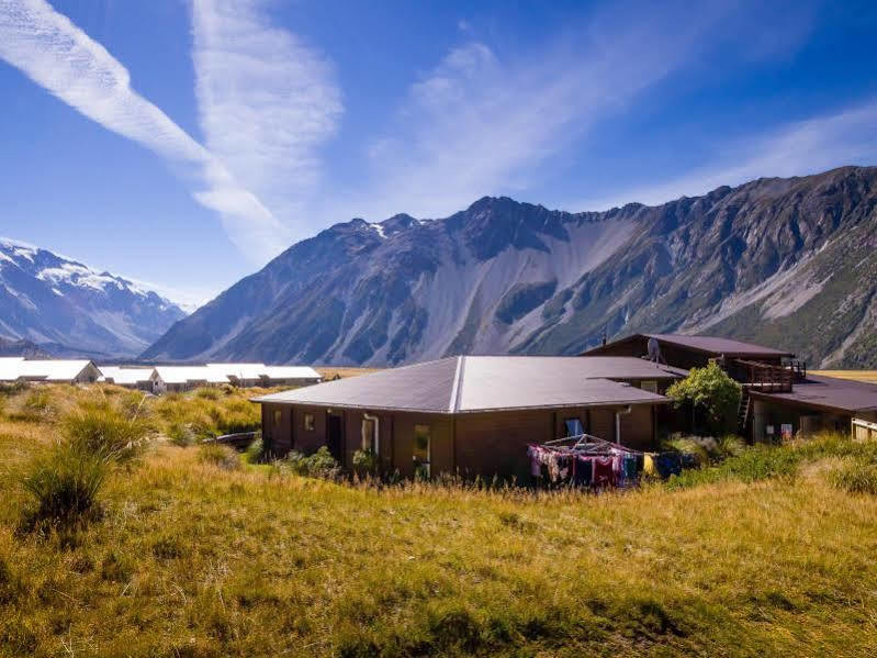 Хостел Haka House Aoraki Mt Cook Aoraki / Mount Cook Экстерьер фото